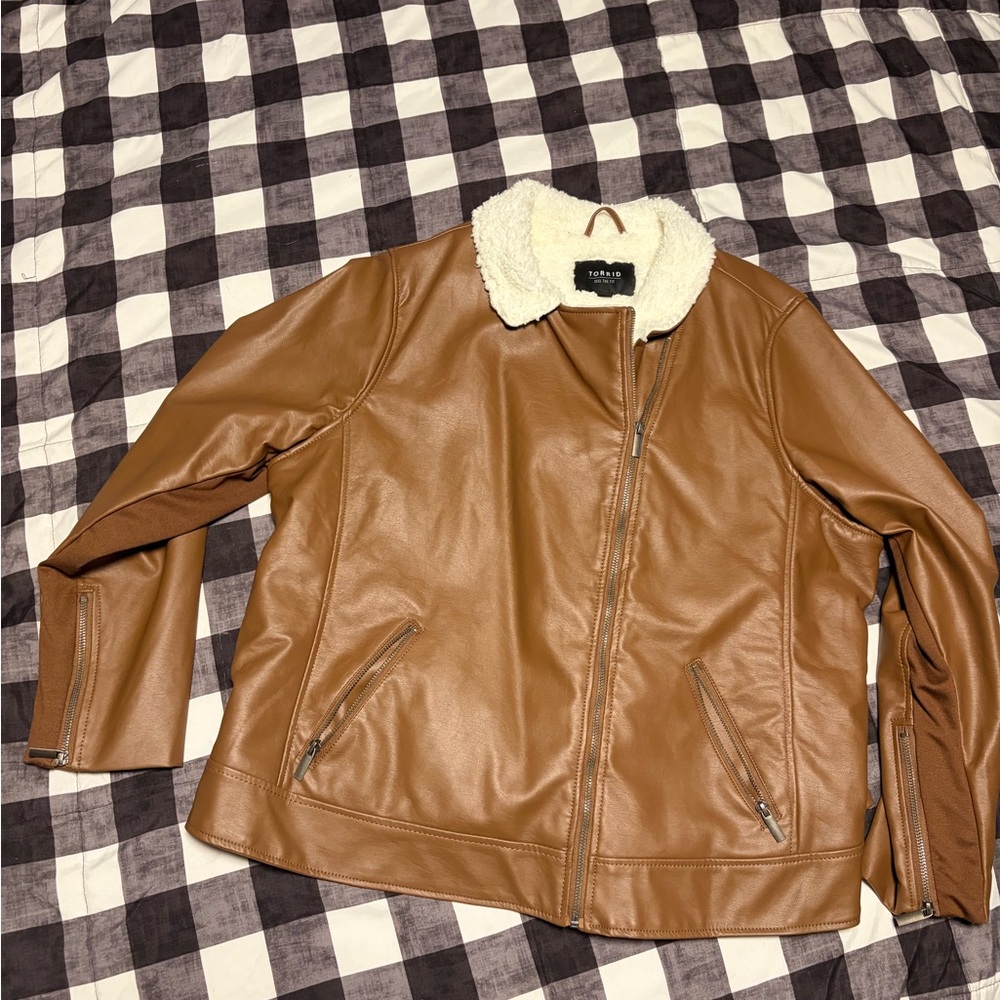 Torrid plus  size women Faux Leather Brown Bomber Jacket with Sherpa Collar